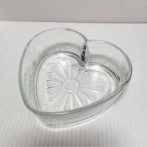 Glass Heart Shaped Bowl Candy Decorative Dish